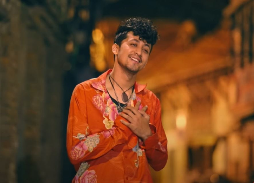 सुजन चापागाईंकाे 'फूलथुंगे रानी' (भिडिओ)