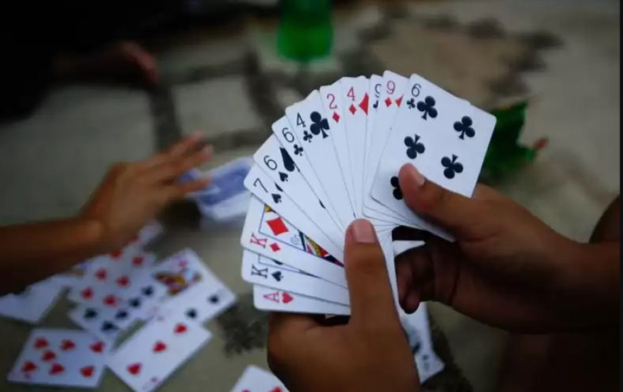 लमजुङमा जुवातास खेल्दै गरेका सातजना पक्राउ