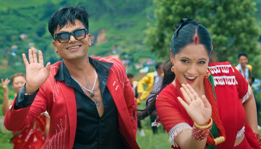 आफ्नै शैलीमा फर्किए पशुपति शर्मा